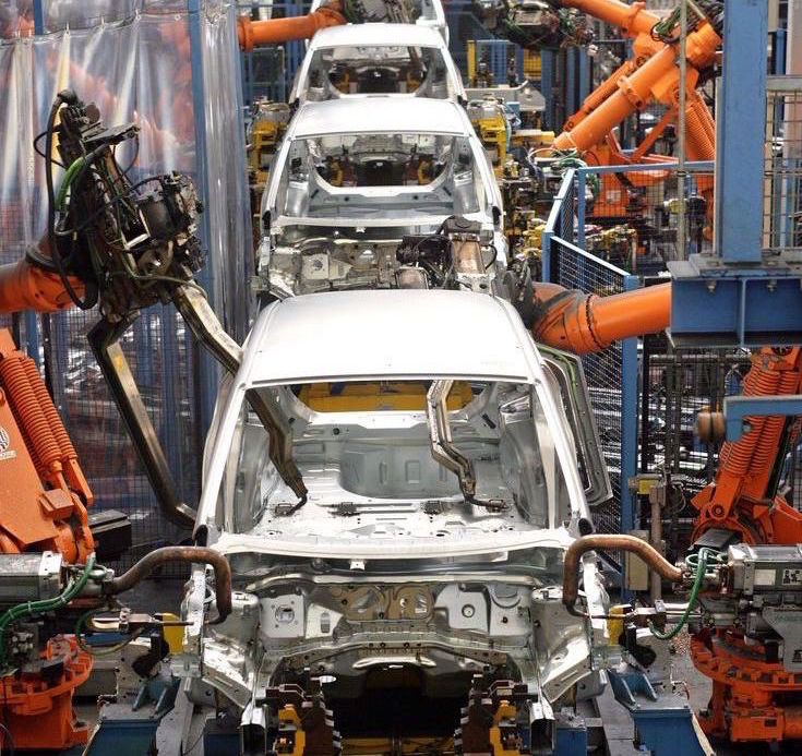 Piezas clave en el sector automotriz